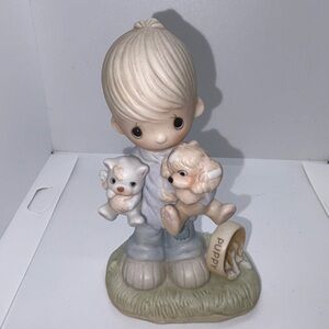 vintage Precious Moments "Blessed Are The Peacemakers" puppies